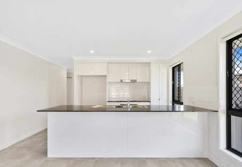 Photo - 7 Atkinson Street, Hidden Valley QLD 4703 - Image 4