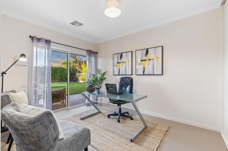 Photo - 7 Atlantis Avenue, Seaford Meadows SA 5169 - Image 19