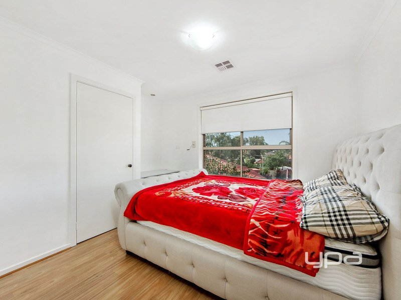 Photo - 7 Attley Court, Keilor Downs VIC 3038 - Image 8