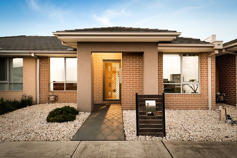 7 Avebury Place, Officer VIC 3809
