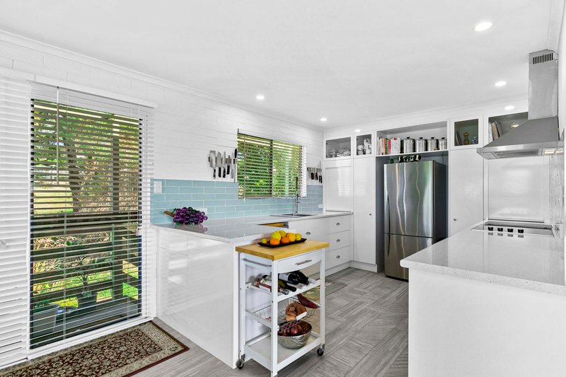 Photo - 7 Avolet Crescent, River Heads QLD 4655 - Image 4