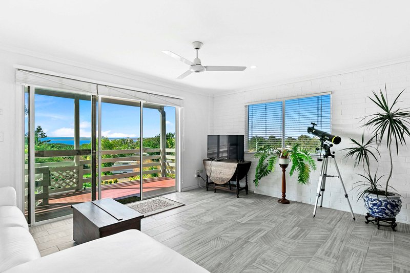 Photo - 7 Avolet Crescent, River Heads QLD 4655 - Image 7