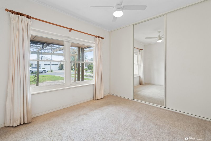 Photo - 7 Aylwin Street, Henley Beach South SA 5022 - Image 8