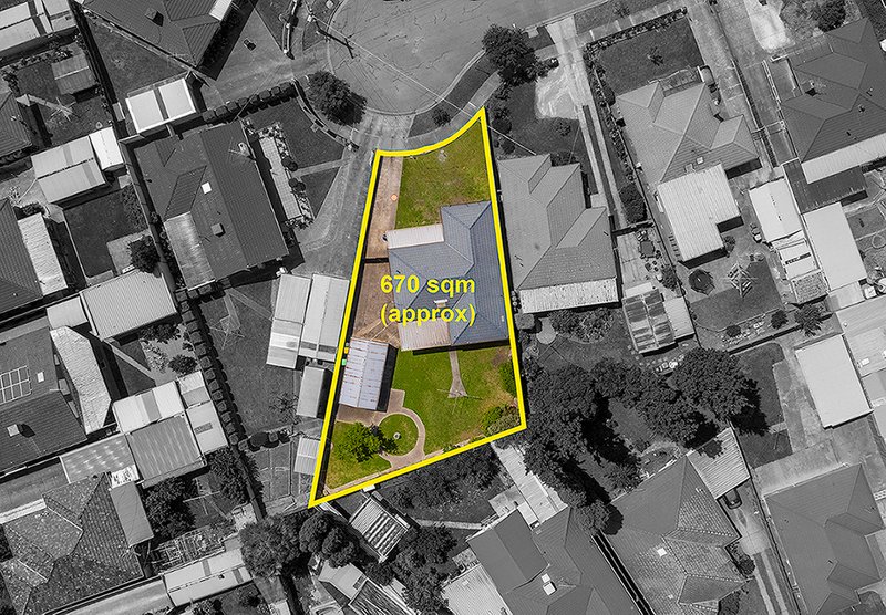 Photo - 7 Badger Court, Thomastown VIC 3074 - Image 2