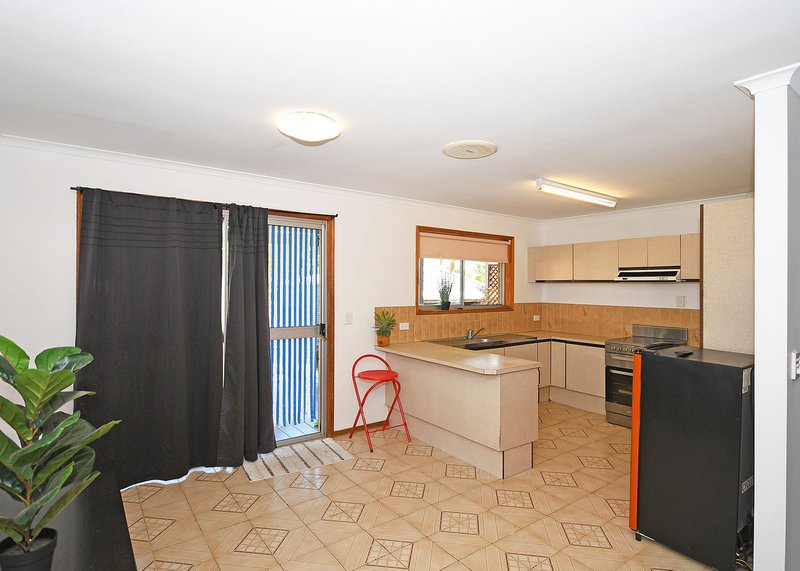 Photo - 7 Baird Drive, Pialba QLD 4655 - Image 3