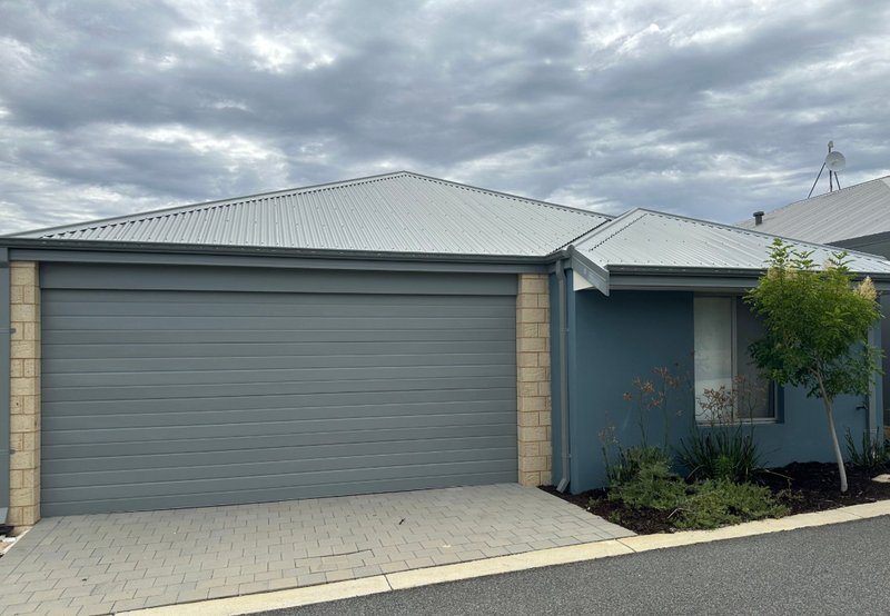 Photo - 7 Bakana Loop, Landsdale WA 6065 - Image 1