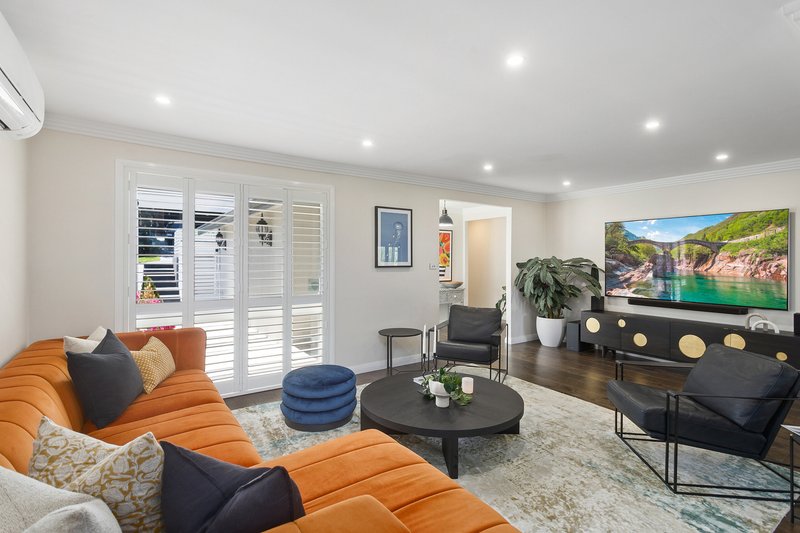 Photo - 7 Baker Crescent, Figtree NSW 2525 - Image 3