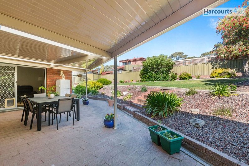 Photo - 7 Balandra Street, Hallett Cove SA 5158 - Image 14