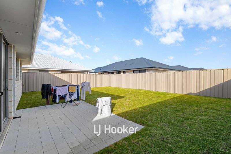 Photo - 7 Ballas Approach, Dalyellup WA 6230 - Image 12