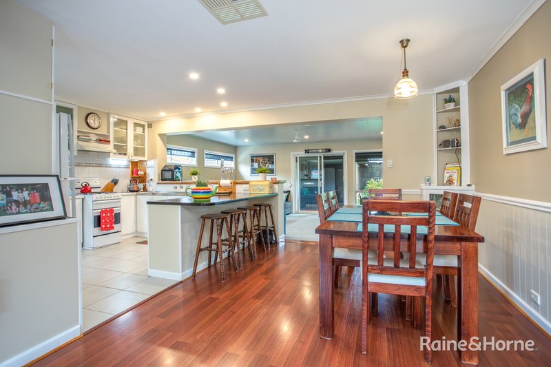 Photo - 7 Baltusrol Close, Sunbury VIC 3429 - Image 5