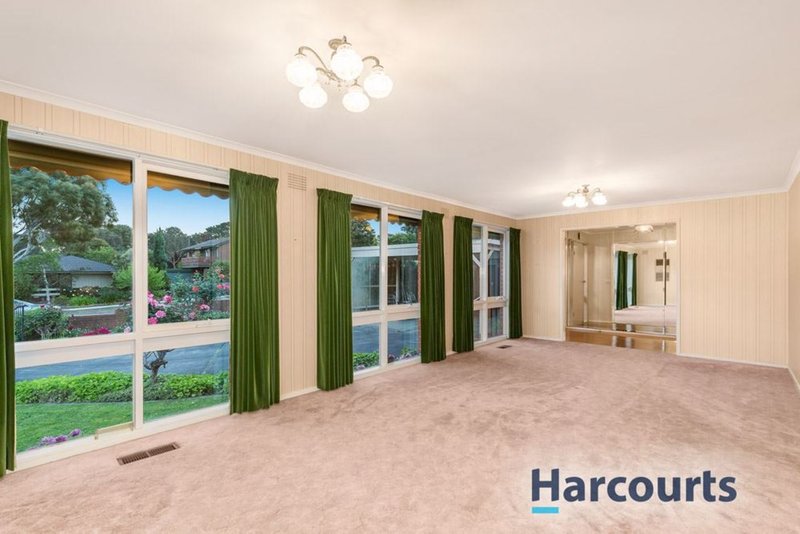 Photo - 7 Bambara Street, Wantirna VIC 3152 - Image 4