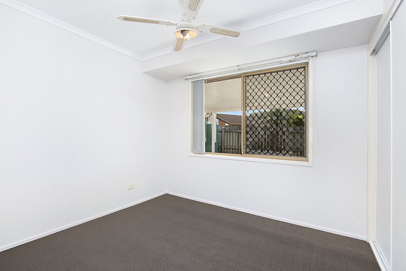 Photo - 7 Bandar Court, Tanah Merah QLD 4128 - Image 9