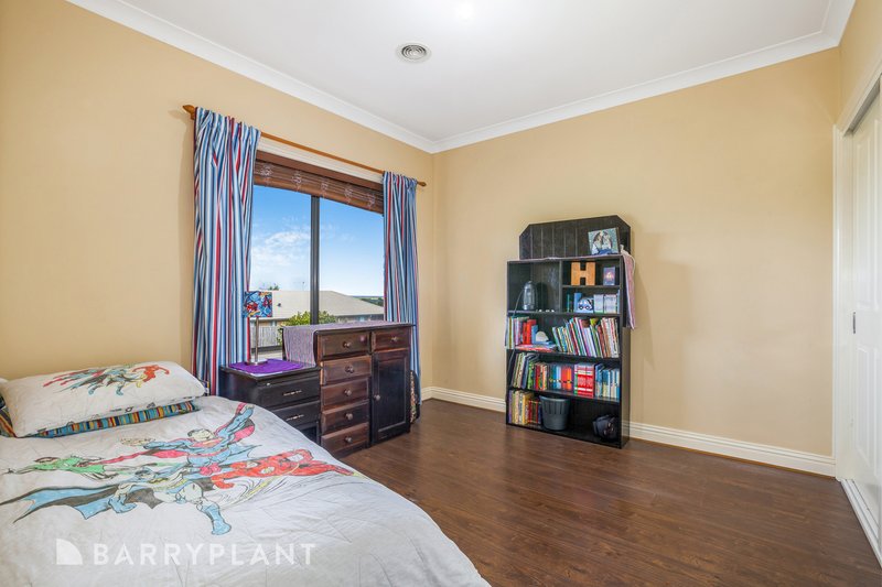 Photo - 7 Banksia Place, Wallan VIC 3756 - Image 10