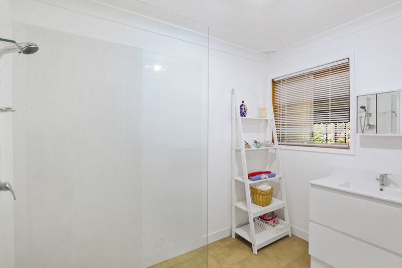 Photo - 7 Bannister Street, Dapto NSW 2530 - Image 6
