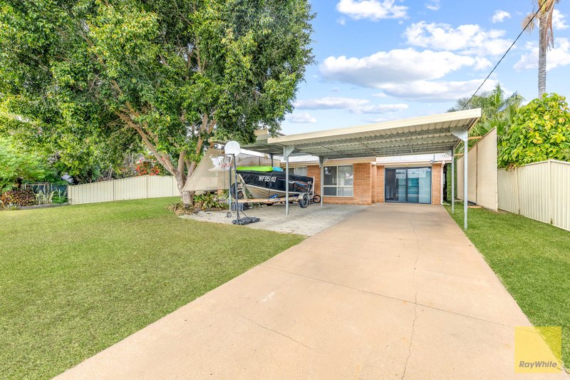 Photo - 7 Barbara Court, Emerald QLD 4720 - Image 2