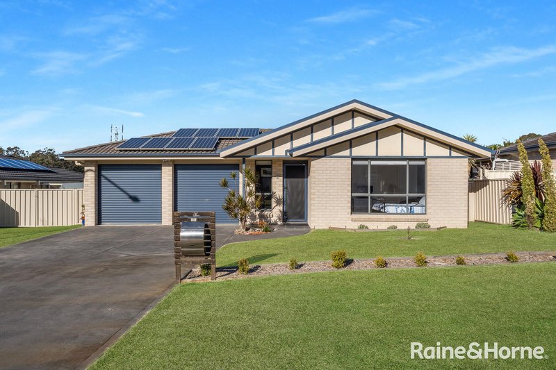 7 Barbata Grove, South Nowra NSW 2541