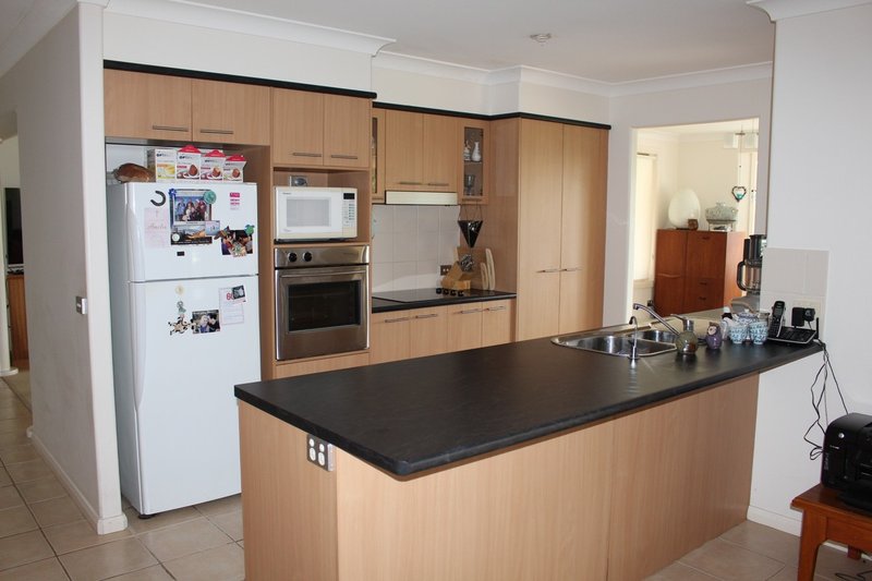 Photo - 7 Barber Close, Tallwoods Village NSW 2430 - Image 3