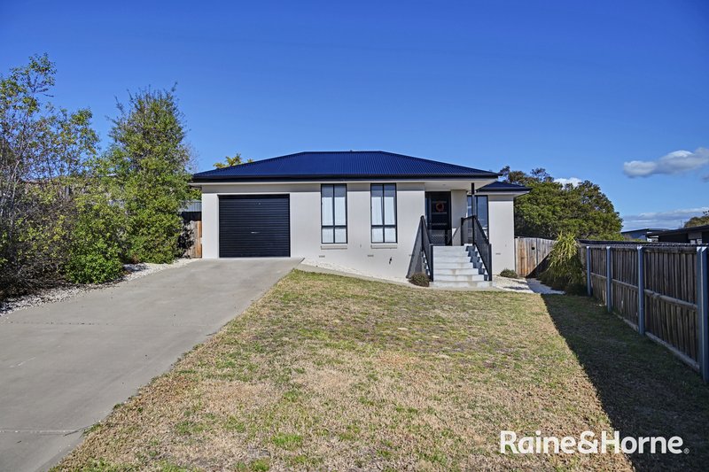 Photo - 7 Barilla Court, Midway Point TAS 7171 - Image 2