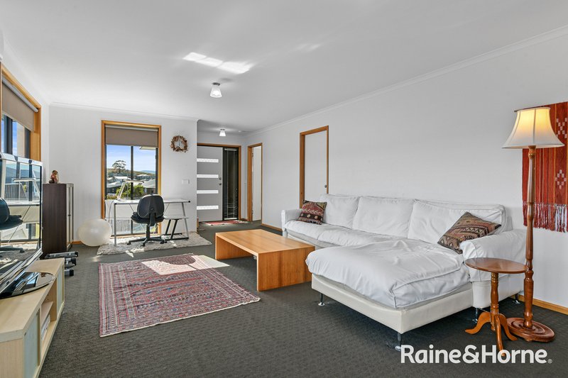 Photo - 7 Barilla Court, Midway Point TAS 7171 - Image 4