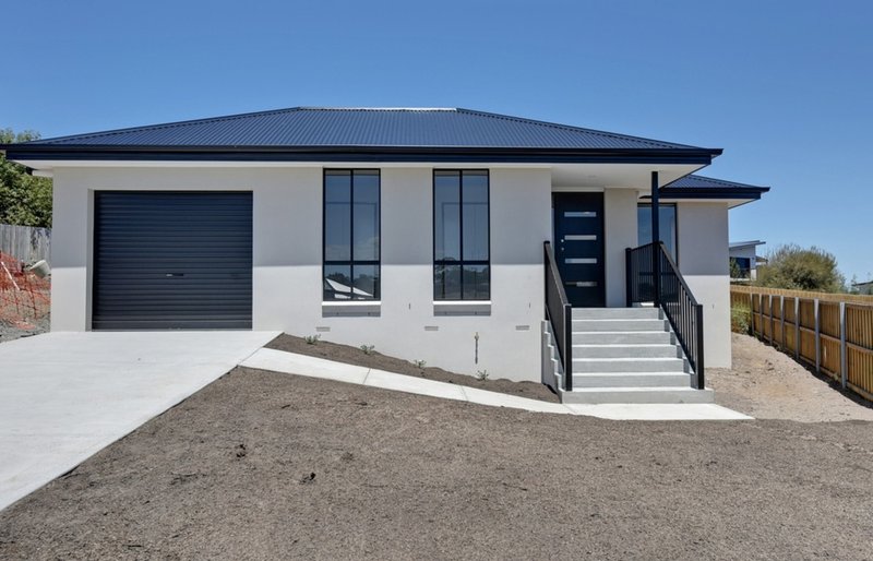 7 Barilla Court, Midway Point TAS 7171