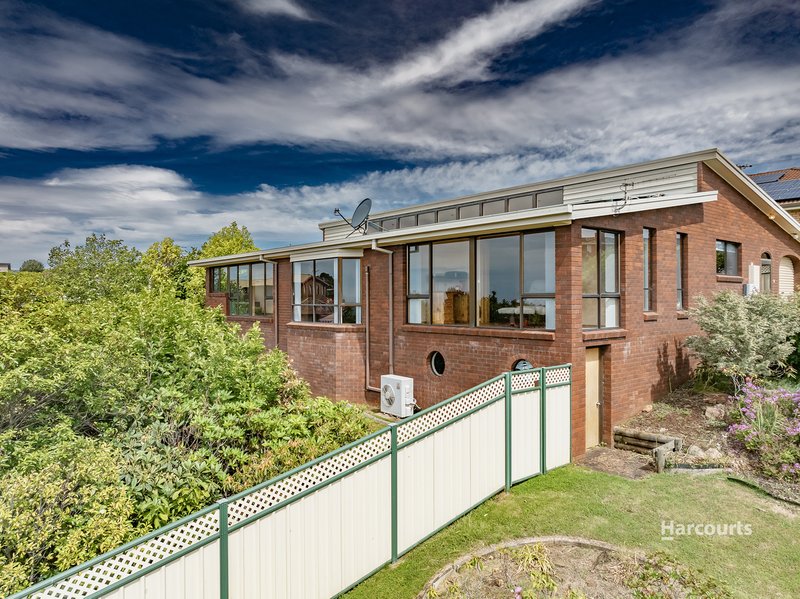 Photo - 7 Barker Avenue, Penguin TAS 7316 - Image 2