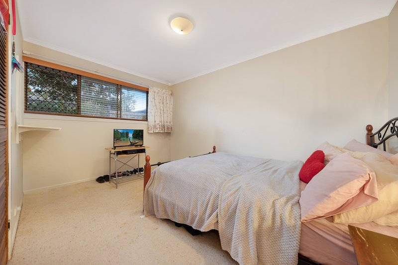 Photo - 7 Barlee Place, Aspley QLD 4034 - Image 7