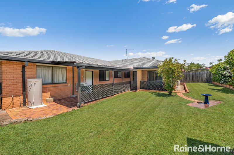 Photo - 7 Barnard Street, Carindale QLD 4152 - Image 14