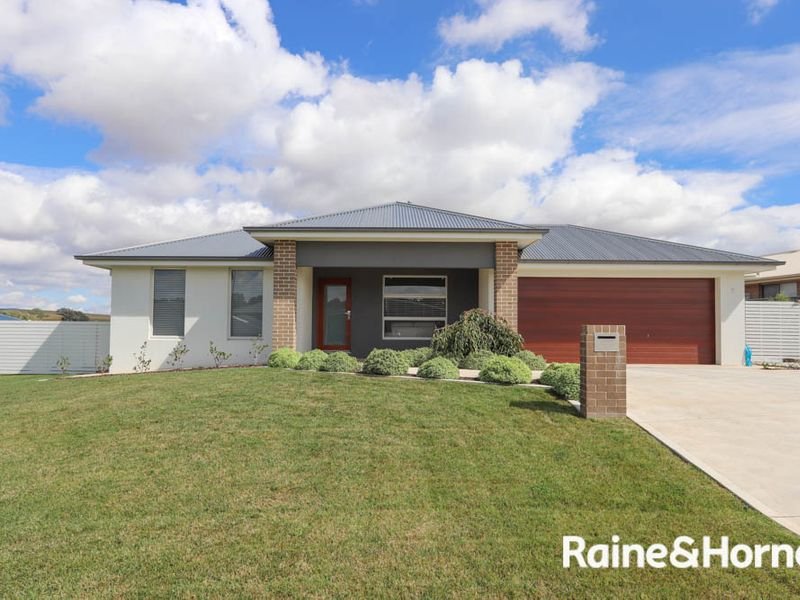 7 Barney Street, Windradyne NSW 2795