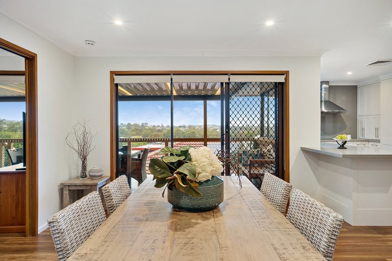 Photo - 7 Barossa Court, Baulkham Hills NSW 2153 - Image 5