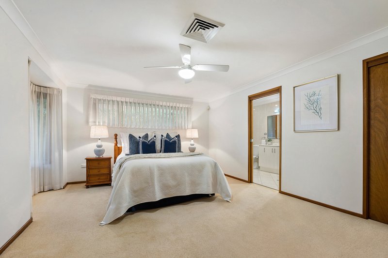 Photo - 7 Barossa Court, Baulkham Hills NSW 2153 - Image 8