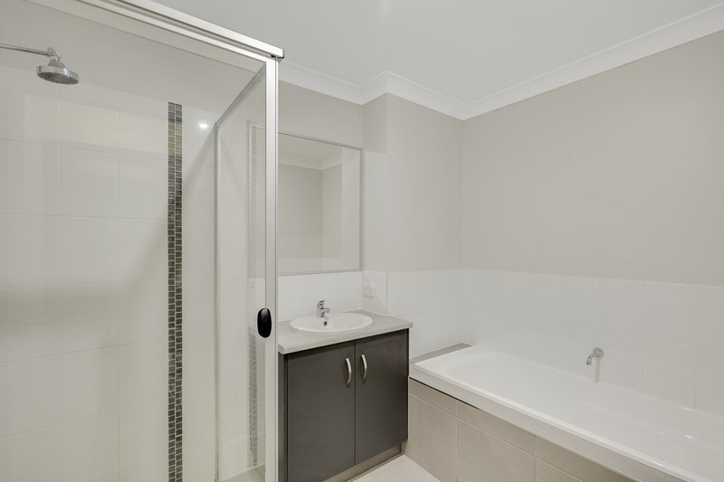 Photo - 7 Barron Lane, Glenvale QLD 4350 - Image 9