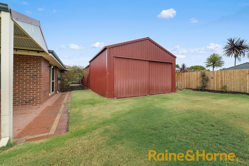 Photo - 7 Barton Drive, Australind WA 6233 - Image 2