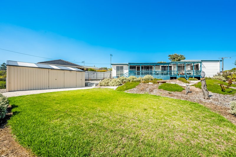 Photo - 7 Barton Street, Port Elliot SA 5212 - Image 9