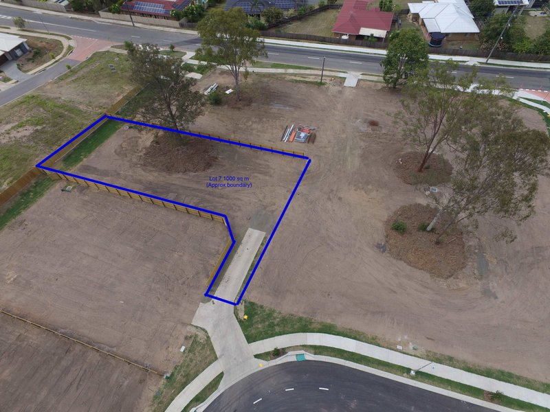 Photo - 7 Barty Close, Brassall QLD 4305 - Image 4