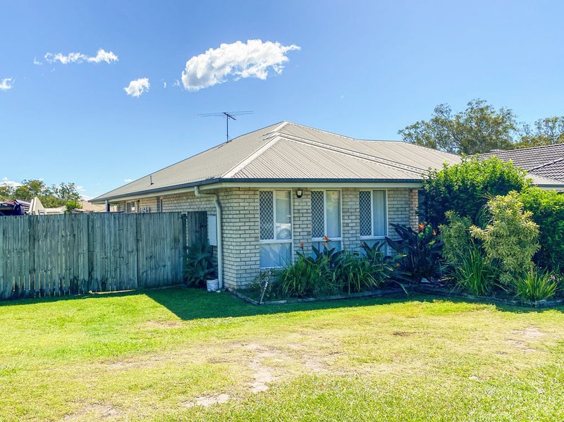 Photo - 7 Basalt Street, Caboolture QLD 4510 - Image 7