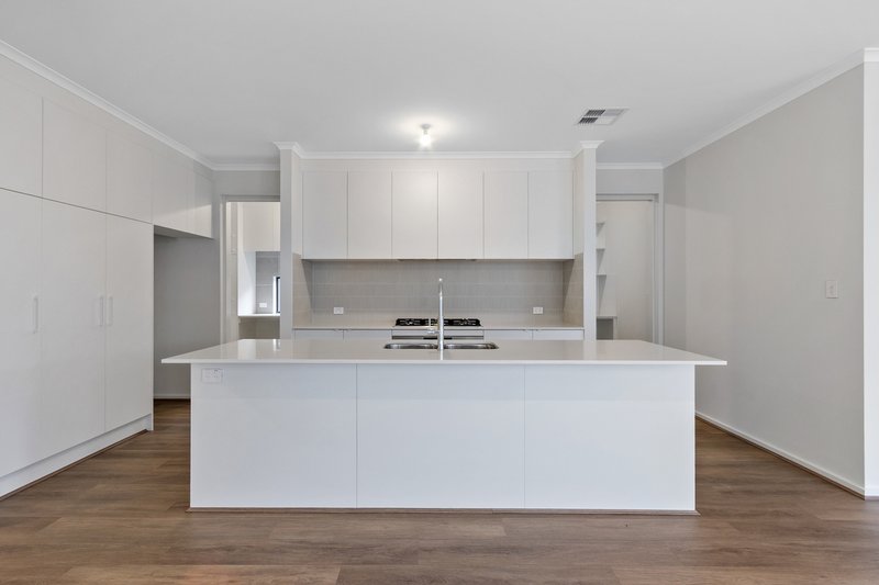 Photo - 7 Basedow Drive, Roseworthy SA 5371 - Image 7