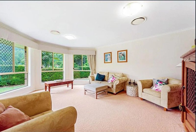 Photo - 7 Basswood Court, Bonogin QLD 4213 - Image 2