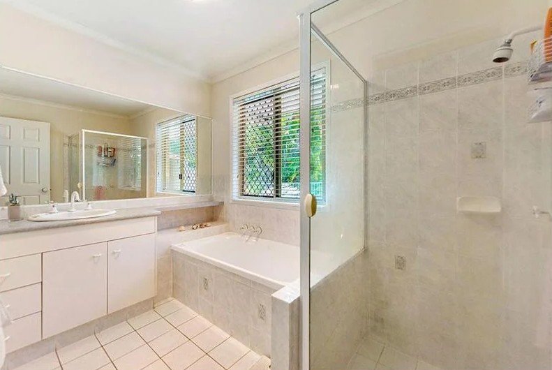 Photo - 7 Basswood Court, Bonogin QLD 4213 - Image 6