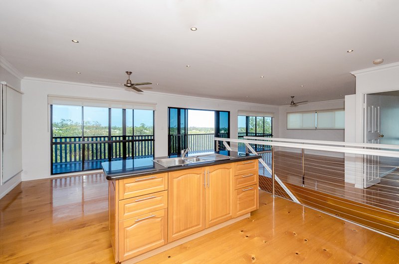 Photo - 7 Bauhinia Street, Boyne Island QLD 4680 - Image 2