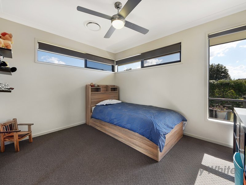 Photo - 7 Baybreeze Crescent, Murrumba Downs QLD 4503 - Image 17