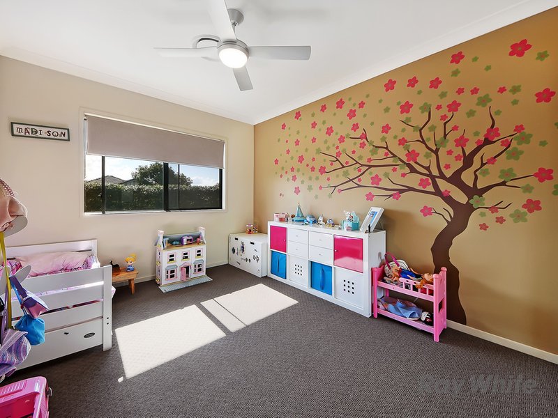 Photo - 7 Baybreeze Crescent, Murrumba Downs QLD 4503 - Image 18