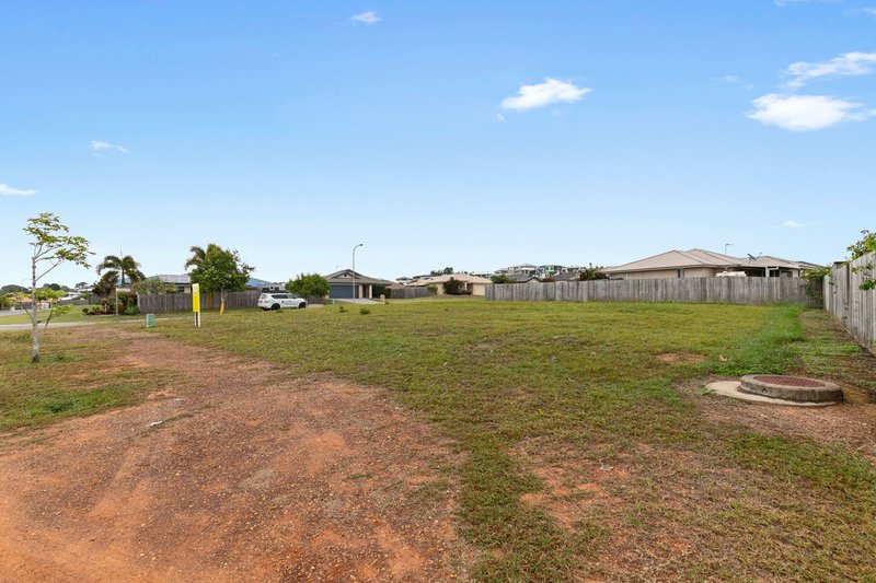 Photo - 7 Bayridge Heights, Nikenbah QLD 4655 - Image 5