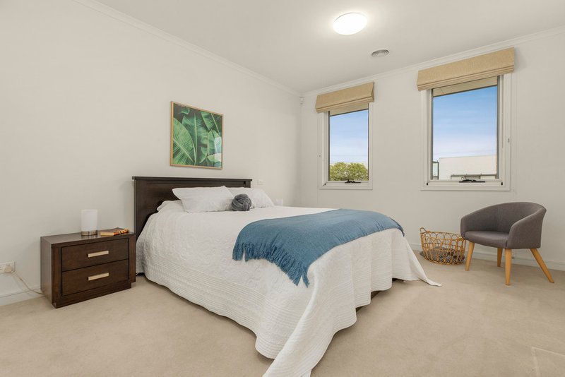 Photo - 7 Beaconsfield Road, Mulgrave VIC 3170 - Image 6