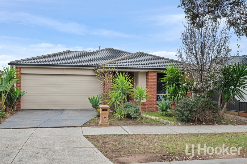 Photo - 7 Beagle Street, Tarneit VIC 3029 - Image 1