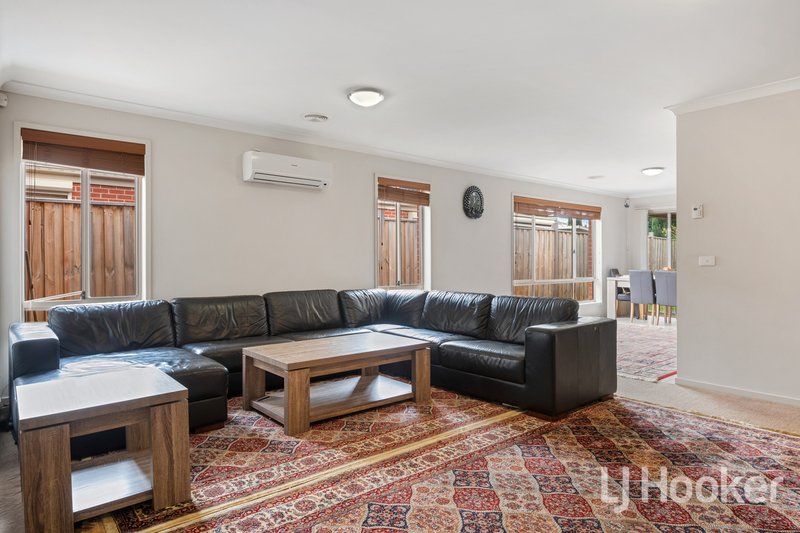 Photo - 7 Beagle Street, Tarneit VIC 3029 - Image 3