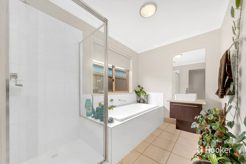 Photo - 7 Beagle Street, Tarneit VIC 3029 - Image 10