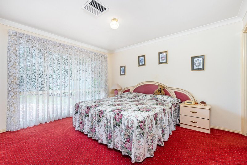 Photo - 7 Beaumaris Avenue, Castle Hill NSW 2154 - Image 8