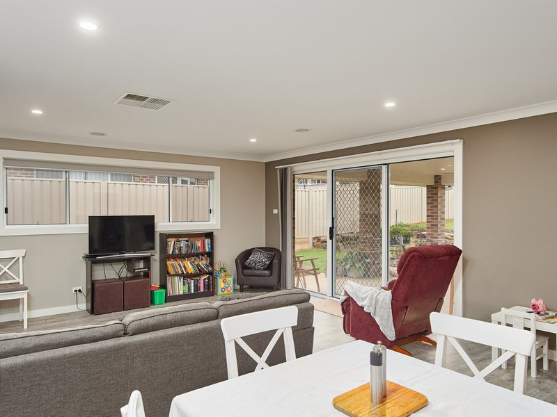 Photo - 7 Beaurepaire Street, Boorooma NSW 2650 - Image 6