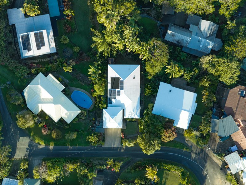 Photo - 7 Bellevue Crescent, Edge Hill QLD 4870 - Image 22
