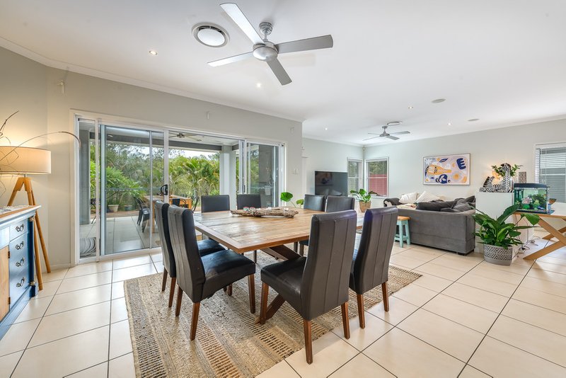 Photo - 7 Ben Dalley Drive, Helensvale QLD 4212 - Image 5